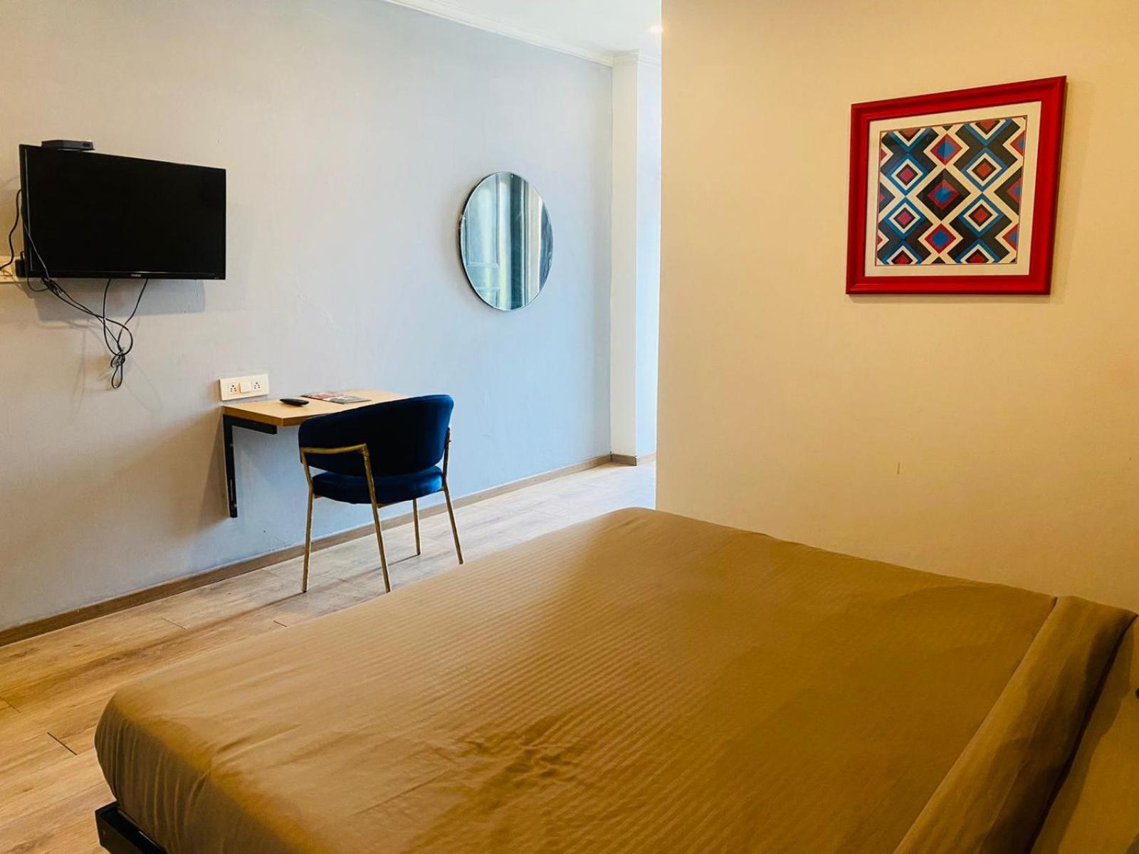 Hotel Qotel Chhatarpur- Opp Tivoli Garden New Delhi
